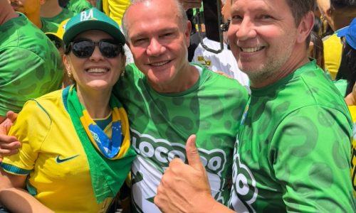 Wellington Fagundes participa de ato pró-Flávio Bolsonaro na Avenida Paulista