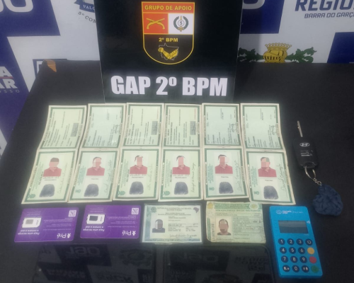 Homem é preso com várias identidades falsas durante barreira policial na MT-100