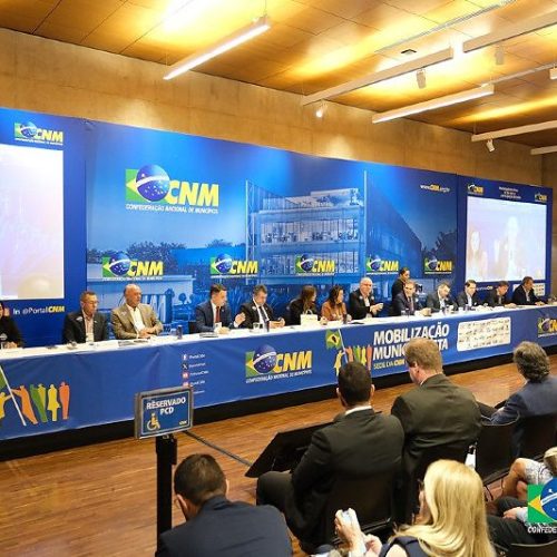 Prefeitos de MT defendem aumento do FPM e acesso direto ao STF