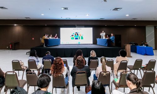 Cuiabá reúne especialistas para fortalecer proteção de crianças e adolescentes no ambiente digital e no combate às facções