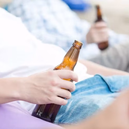 Politec confirma mortes por metanol após consumo de bebidas adulteradas em Mato Grosso