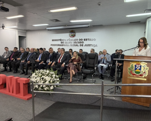 Ana Luiza Peterlini toma posse como procuradora de Justiça e defende independência, equidade e proteção ambiental