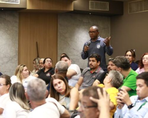 Deputados e servidores discutem na ALMT regras para licença classista