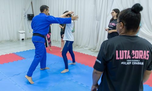 Projeto Lutadoras inicia nova edição com 866 mulheres e foco na prevenção à violência