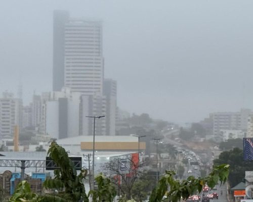 Frente fria derruba temperaturas e muda cenário climático em Cuiabá e Chapada no fim de semana
