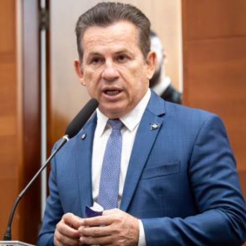 Mauro Mendes anuncia renúncia ao governo para disputar o Senado