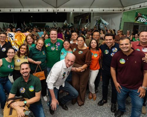 Max e Neri reúnem mais de 400 pessoas para apresentar propostas em Cuiabá