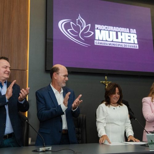 Com presença de Max Russi, Câmara de Cuiabá instala Procuradoria da Mulher