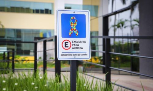 Detran-MT amplia inclusão e já emite mais de 3,7 mil credenciais para autistas em 107 municípios