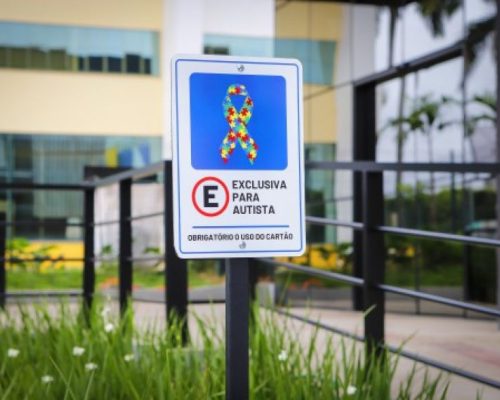 Detran-MT amplia inclusão e já emite mais de 3,7 mil credenciais para autistas em 107 municípios