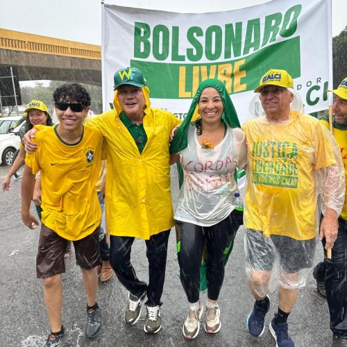 Wellington Fagundes pede justiça e liberdade ao se unir a Nikolas na Caminhada pela Liberdade, em Brasília