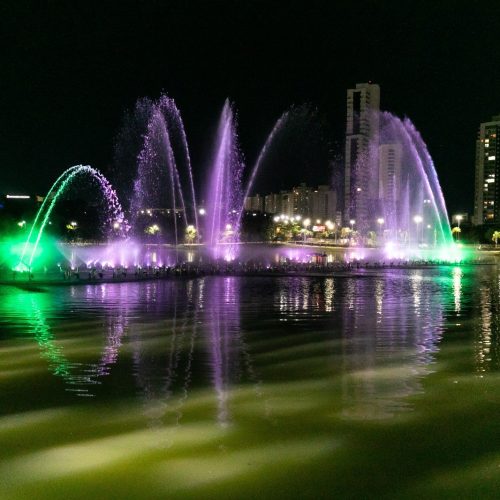 LUZ, ÁGUA E RENOVAÇÃO: Show das Águas volta a encantar público em Cuiabá após mais de 3 anos parado
