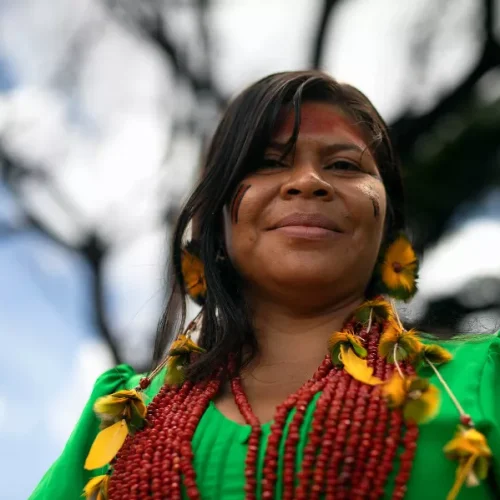 Histórico na ALMT: primeira mulher indígena assume mandato e leva voz dos povos originários ao Parlamento