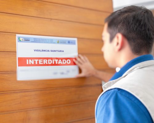 Prefeitura interdita clínica de estética e espaço de eventos irregular em Cuiabá