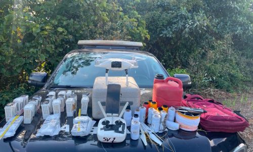 Operação de campana na Penitenciária Mata Grande apreende materiais lançados por drone e mira combate ao crime organizado