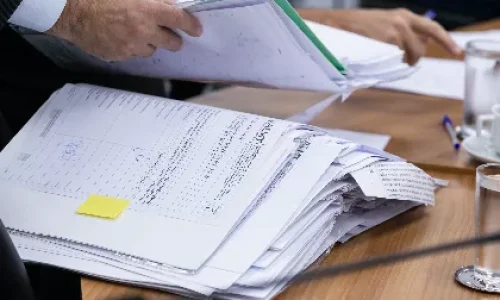 Comissão da ALMT mantém parte de veto à LOA e abre caminho para reforço financeiro às APAEs