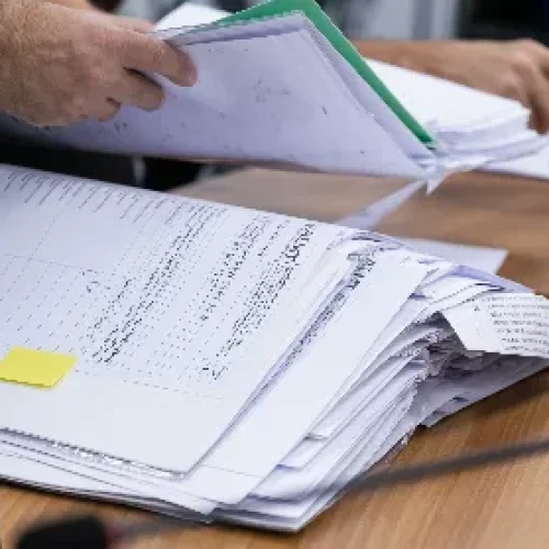 Comissão da ALMT mantém parte de veto à LOA e abre caminho para reforço financeiro às APAEs