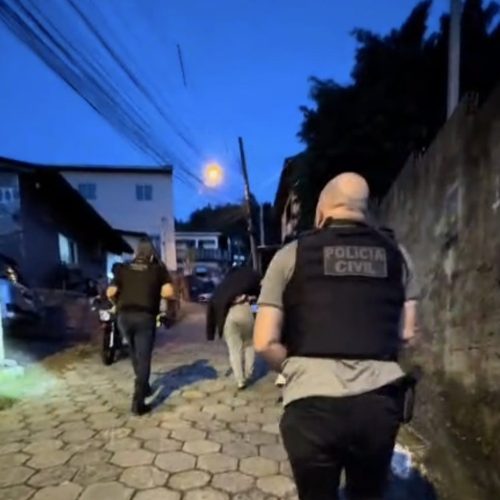 Operação Discórdia desarticula rede que aliciava adolescentes para automutilação e exploração sexual pela internet