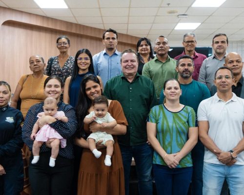 Aprovados no CFO da Polícia Militar se reúnem com Max Russi para agradecer convocação de novos oficiais
