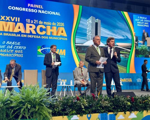 Wellington Fagundes reforça defesa dos municípios durante Marcha dos Prefeitos em Brasília