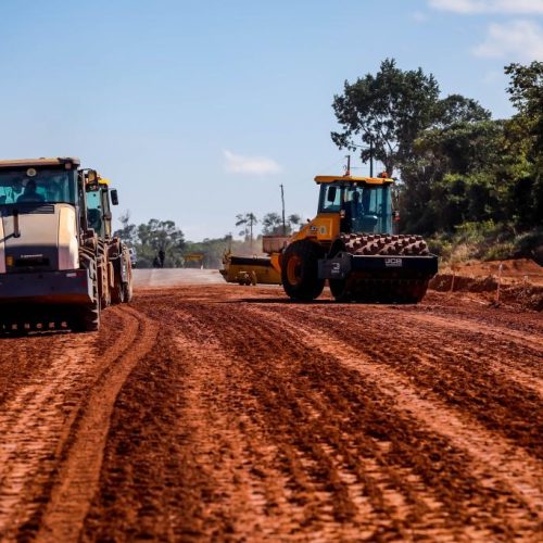 Mato Grosso mantém força-tarefa para conservar 30 mil km de rodovias estaduais  Linha fina: