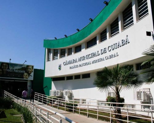 Câmara de Cuiabá retoma atividades de 2026 com sessão solene e inauguração de novo plenário