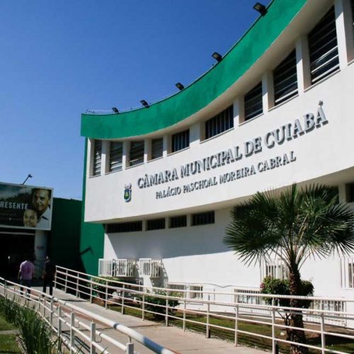 Câmara de Cuiabá retoma atividades de 2026 com sessão solene e inauguração de novo plenário
