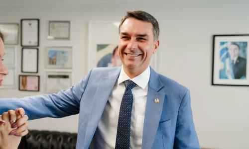 PL pede investigação ao TSE após identificar suposto esquema com perfis falsos e anúncios milionários contra Flávio Bolsonaro