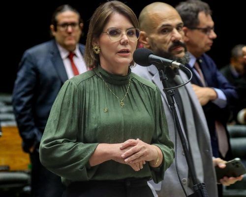 Câmara aprova criação do Dia Nacional da Mulher Rural; projeto segue para o Senado