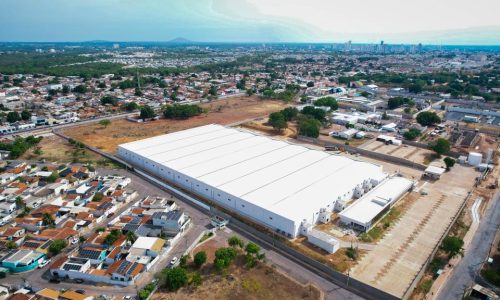 Mato Grosso inaugura centro logístico de R$ 92,9 milhões para reforçar distribuição de medicamentos