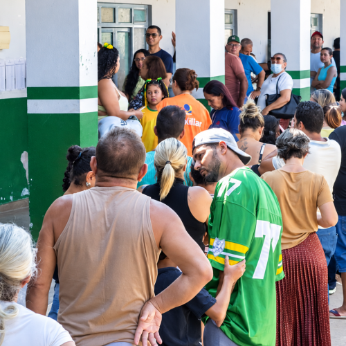 Mato Grosso chega ao segundo turno com forte votação da direita e expectativa sobre desempenho de Flávio Bolsonaro