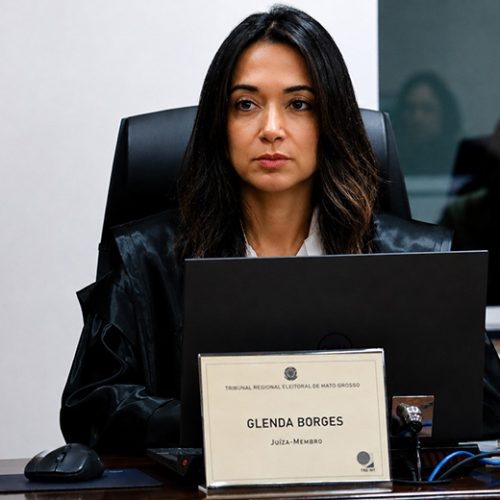 TRE multa Otaviano Pivetta em R$ 5 mil por descumprir decisão judicial e manter vídeo no Facebook