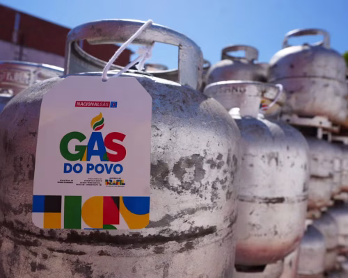 Nova lei cria programa que amplia acesso ao gás de cozinha para famílias de baixa renda