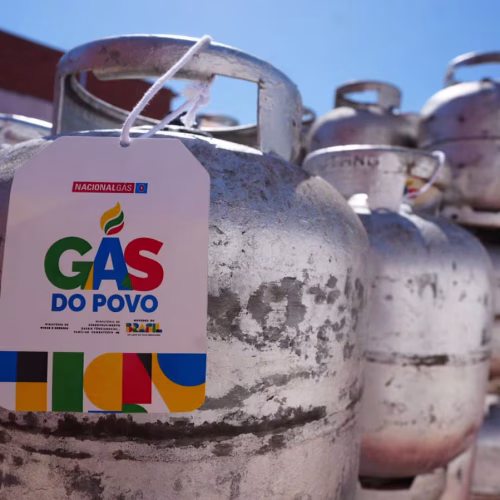 Nova lei cria programa que amplia acesso ao gás de cozinha para famílias de baixa renda
