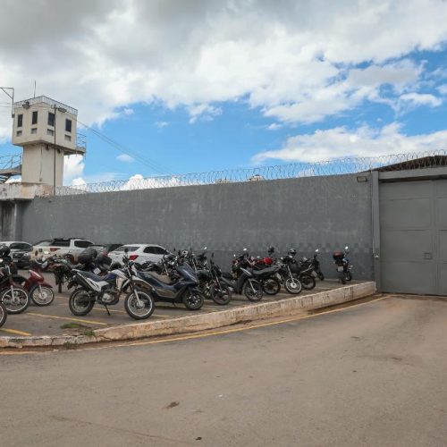 Governo de MT atualiza decreto e reforça regras disciplinares no sistema prisional