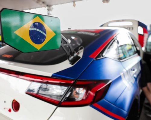 Sob as luzes de Cuiabá, Stock Car acelera emoções na única corrida noturna da temporada
