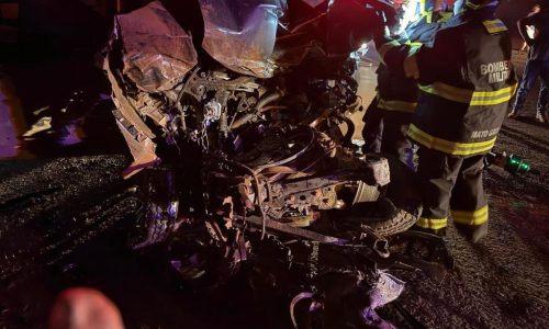 Tragédia na BR-364: motorista morre preso às ferragens após colisão com carreta