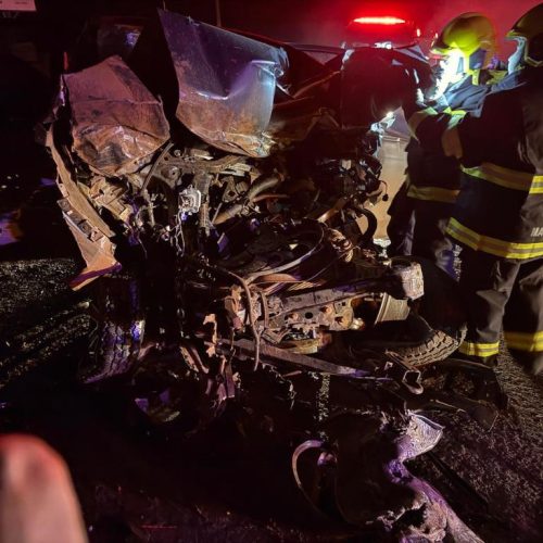 Tragédia na BR-364: motorista morre preso às ferragens após colisão com carreta