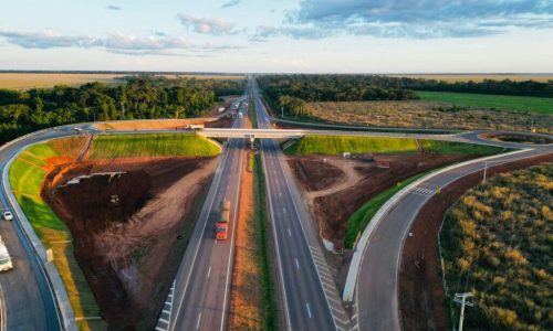 Duplicação da BR-163 avança com acostamento em todo o trecho e padrão de alta qualidade em Mato Grosso