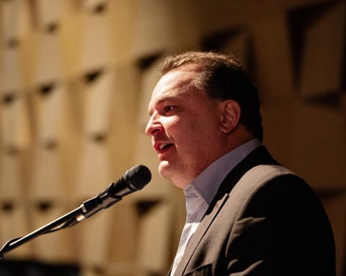 “Max Russi endurece discurso: ‘Blindagem de políticos é retrocesso democrático’”