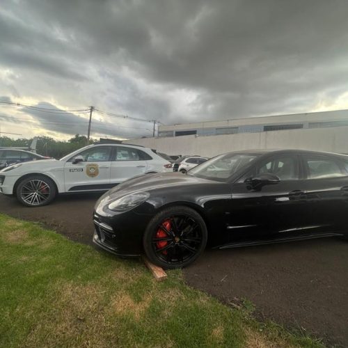 Polícia Civil apreende Porsche de R$ 1 milhão ligado a líder de facção foragido de presídio em MT