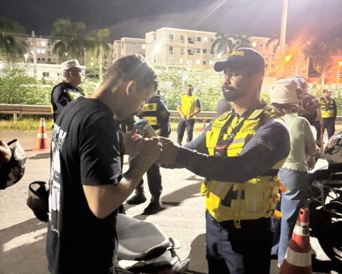 Lei Seca foca motociclistas e termina com prisões e dezenas de infrações em Cuiabá