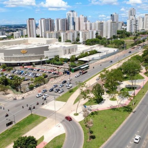 Obras de construção dos corredores do BRT