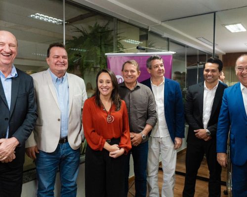 Max Russi articula “time de peso” com cúpula nacional do Podemos