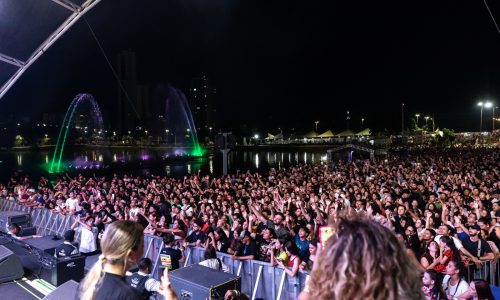 Fé, música e multidão marcam celebração dos 307 anos de Cuiabá no Parque das Águas