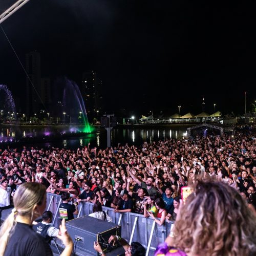 Fé, música e multidão marcam celebração dos 307 anos de Cuiabá no Parque das Águas