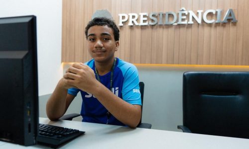 Da independência financeira ao aprendizado político: o impacto do jovem aprendiz na vida de Gustavo