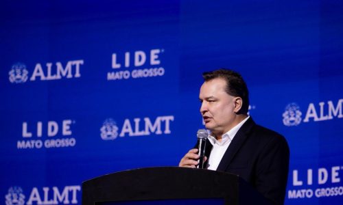 “Não há desenvolvimento duradouro onde as regras do jogo não são claras”, afirma Max