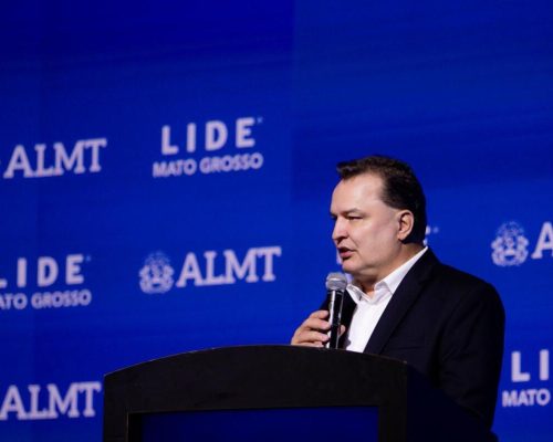 “Não há desenvolvimento duradouro onde as regras do jogo não são claras”, afirma Max