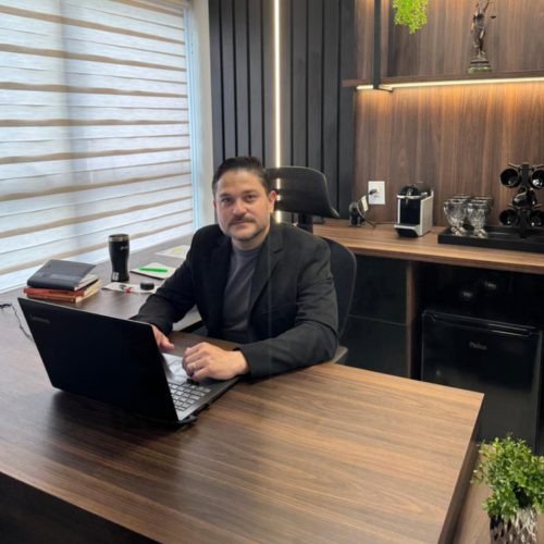 VOCÊ NÃO AUTORIZOU, MAS SEUS DADOS CIRCULARAM: QUEM RESPONDE?